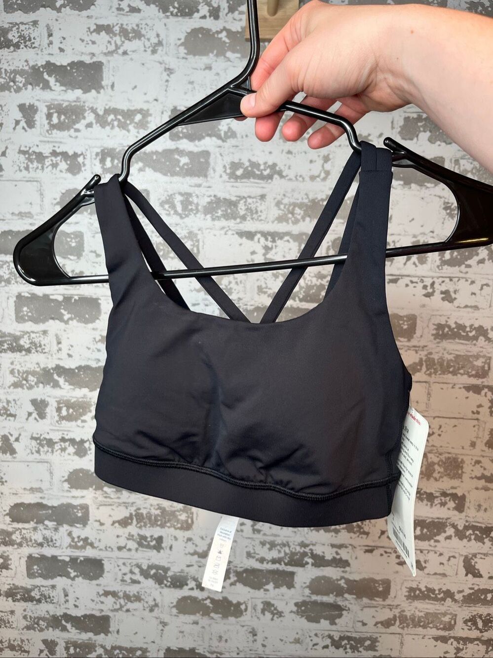 Lululemon | women nwt black energy bra with pads